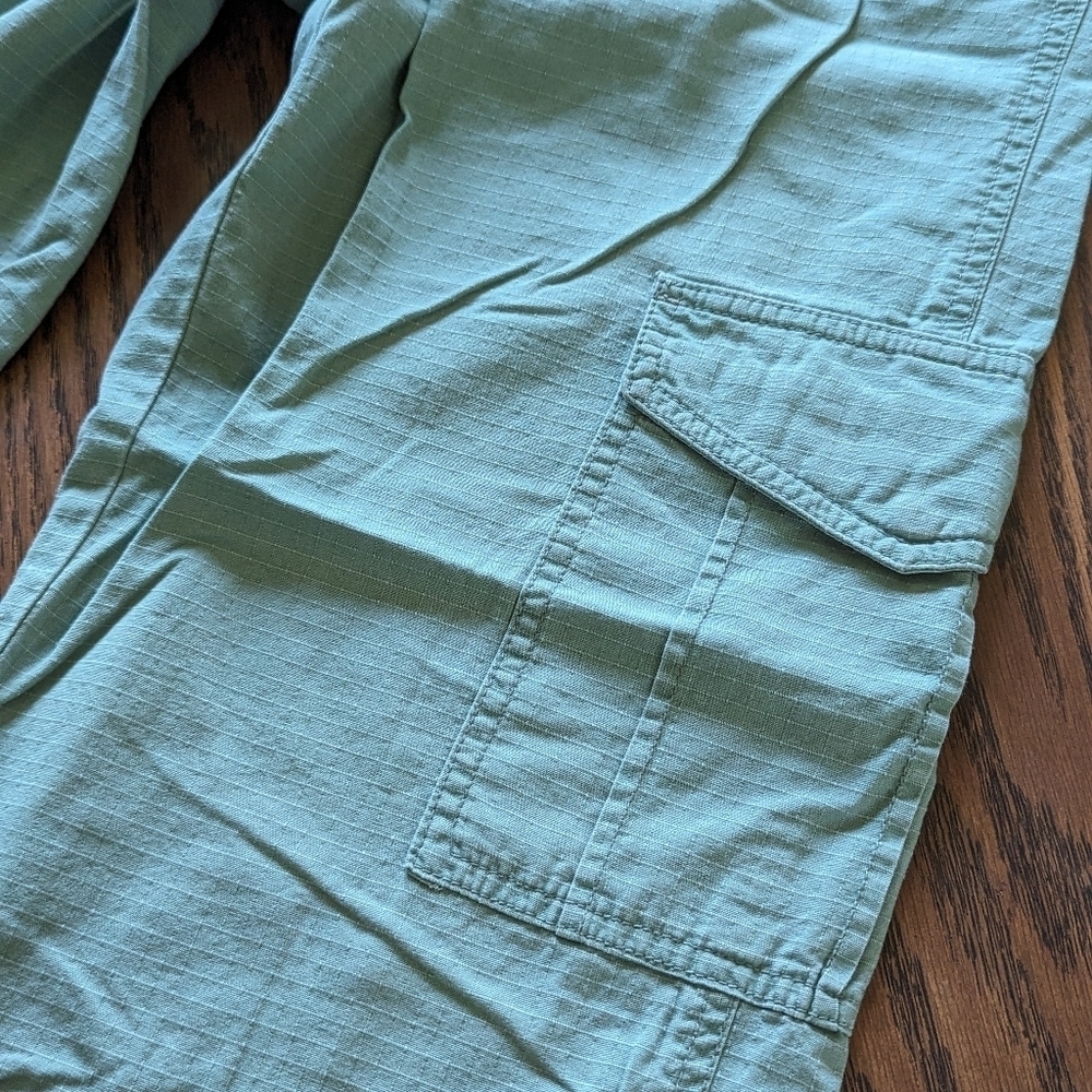 Khakis Relaxed Fit Sage Green Cargo Pant Size Women's 6 - Picture 4 of 9